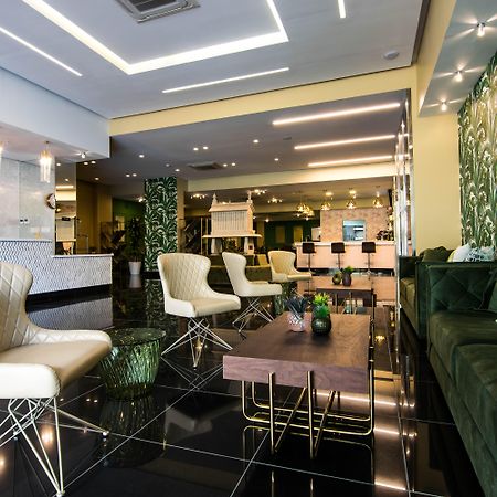 Innfiniti Hotel & Suites Panama City Exterior photo