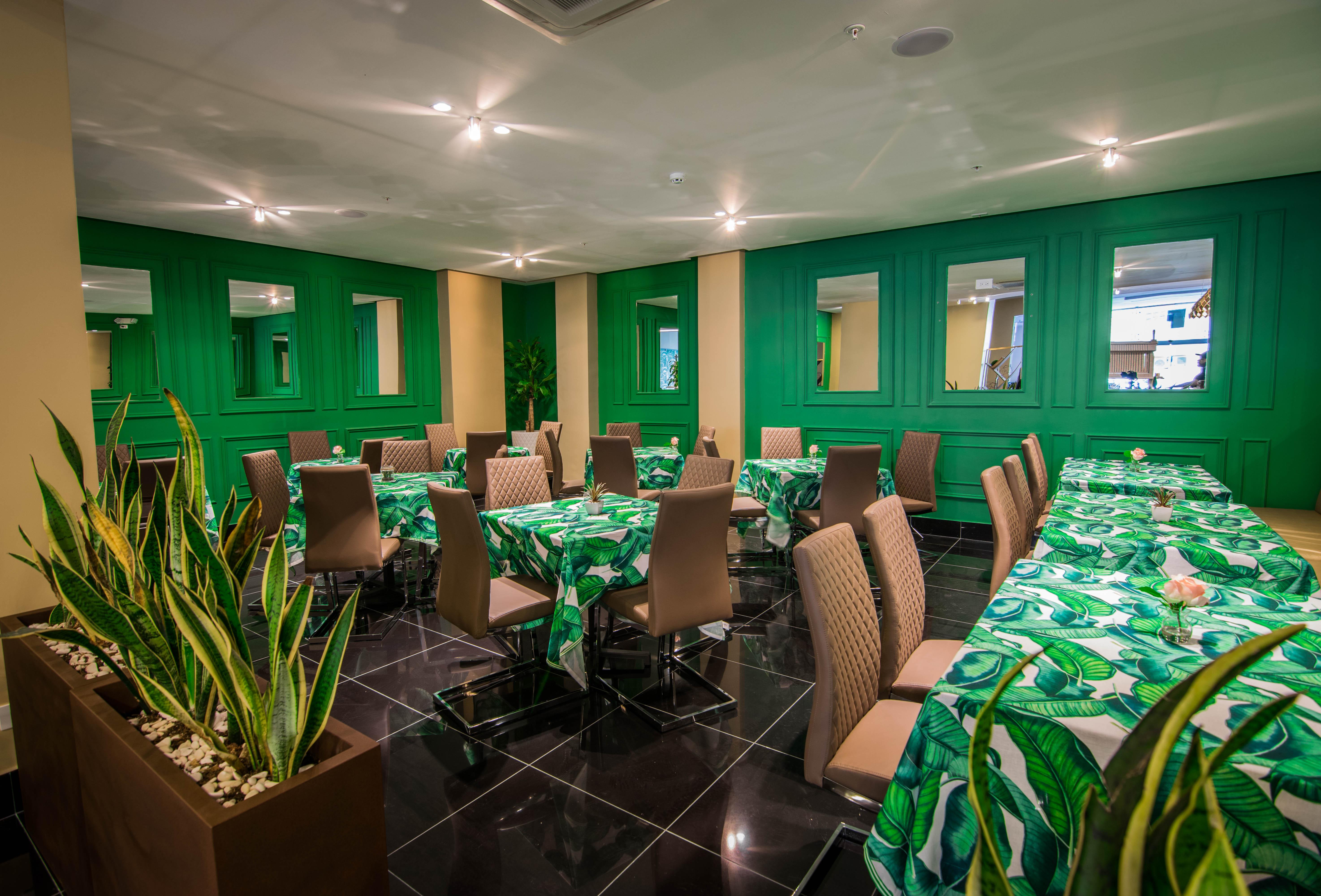Innfiniti Hotel & Suites Panama City Exterior photo