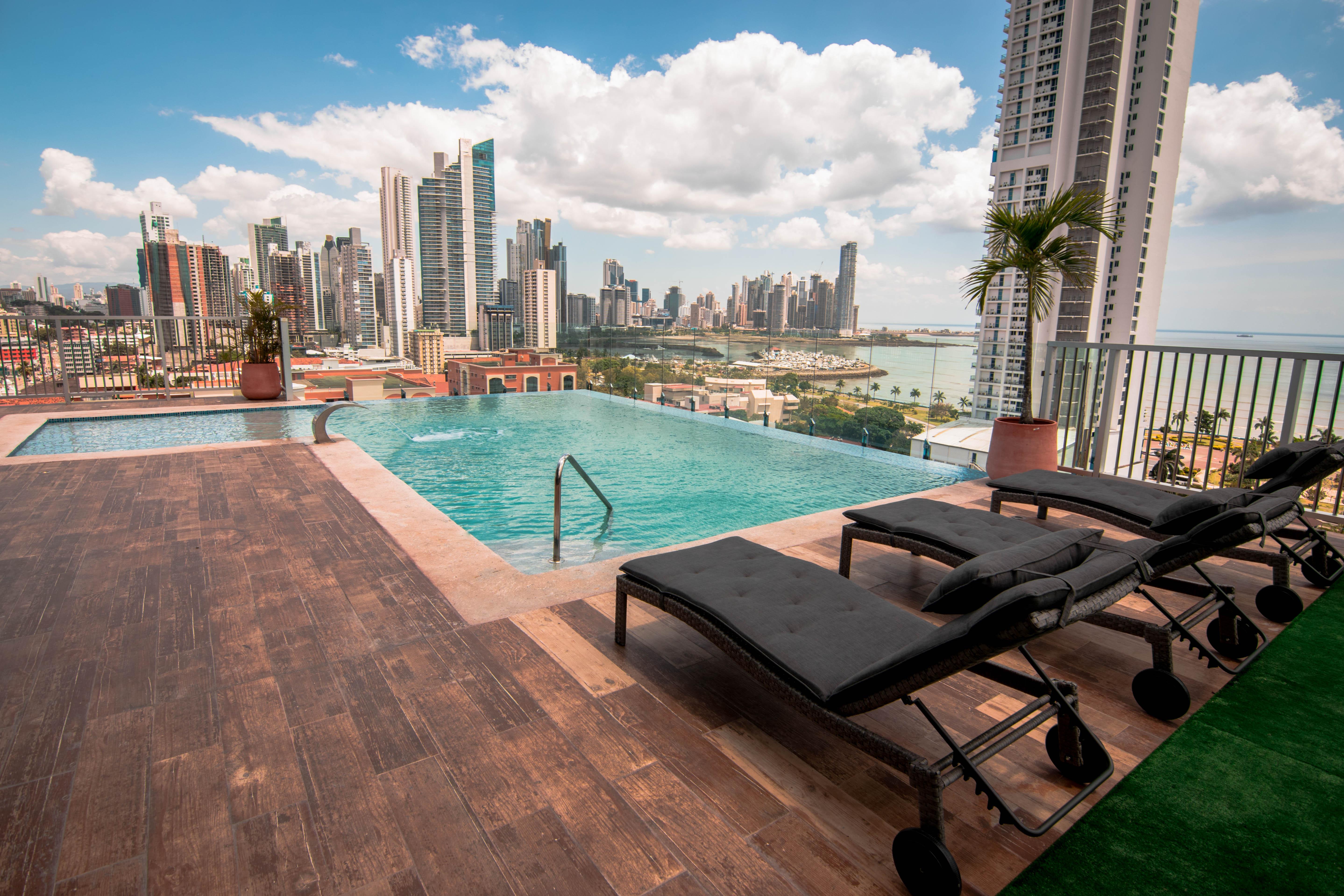 Innfiniti Hotel & Suites Panama City Exterior photo